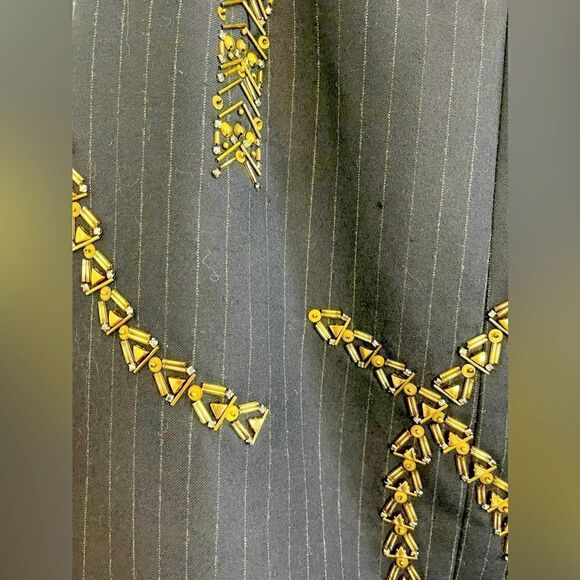 J Crew navy pin stripe pencil skirt with sequined detail.  Office Siren 6. NWT - Picture 5 of 7